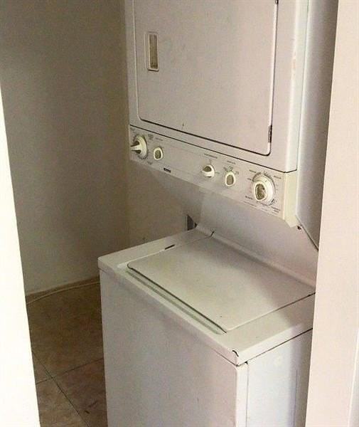 1541 Nw 79th Way - Photo 2 of 7