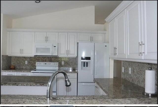8837 Thames River Dr - Photo 2 of 4
