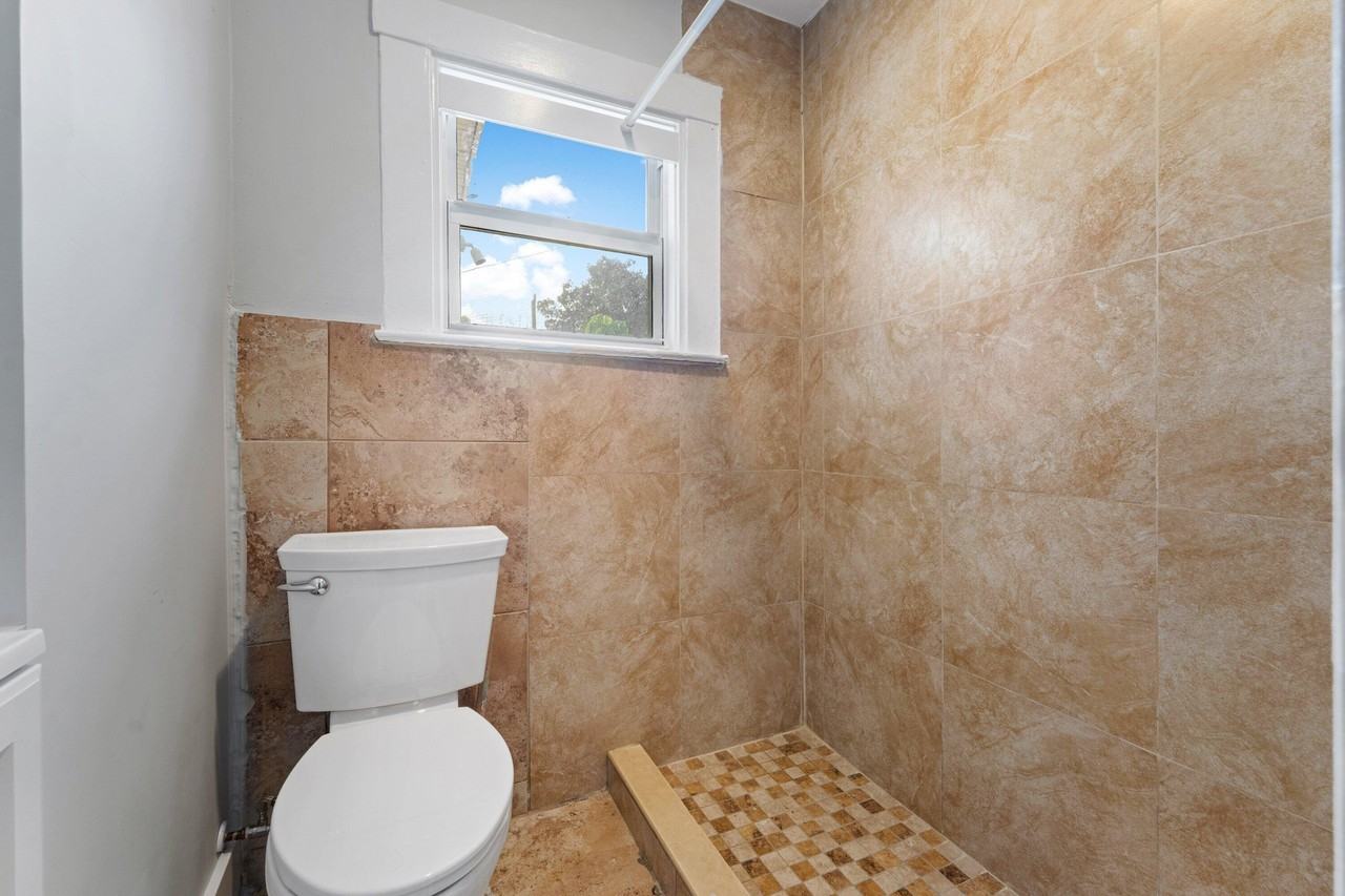 4561 Lake Ave #6 - Photo 5 of 14