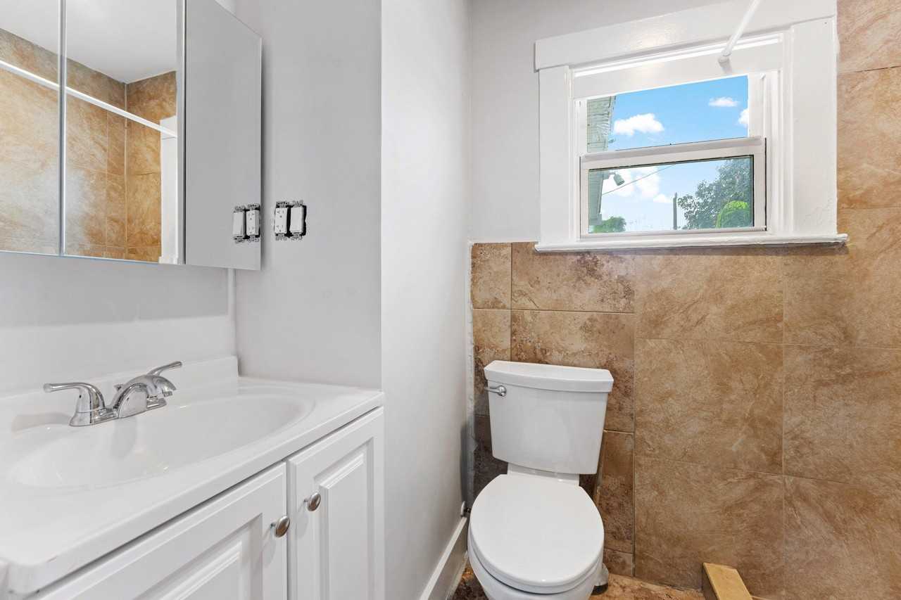 4561 Lake Ave #6 - Photo 6 of 14