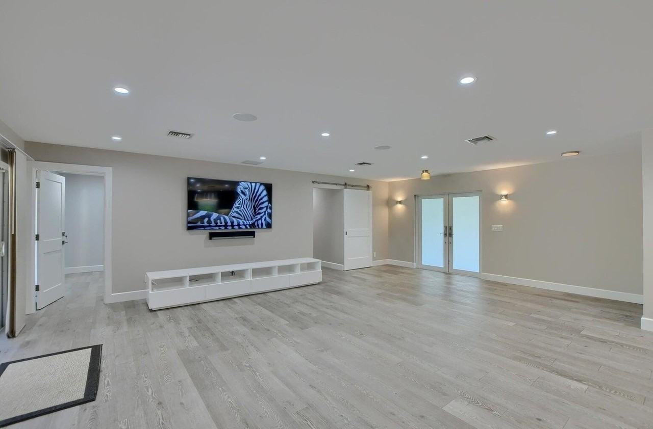 88 Sw 10th Dr - Photo 4 of 34