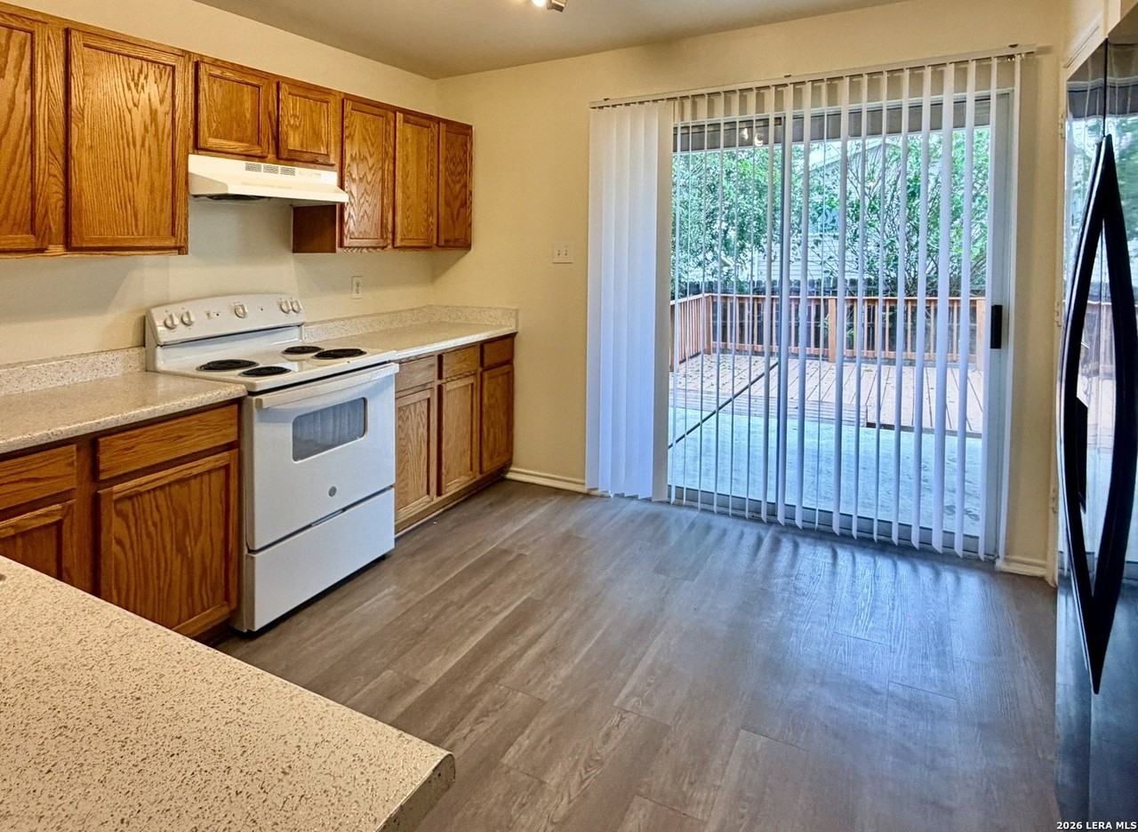 222 Cedron Chase - Photo 6 of 18