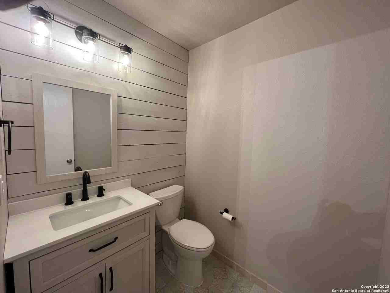 24706 Corral Gables - Photo 7 of 37