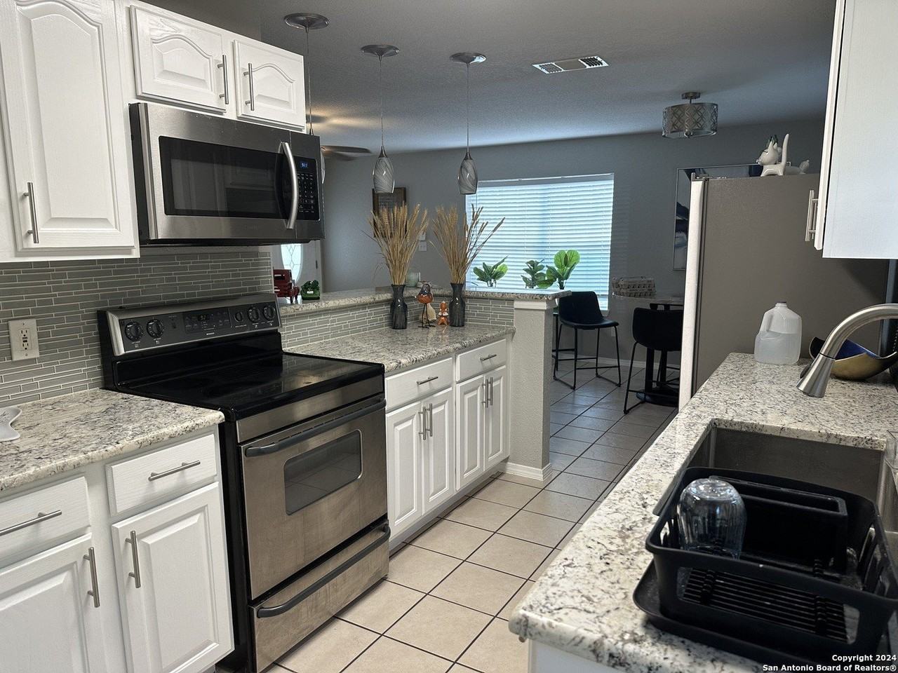 420 Canyon Edge - Photo 2 of 18