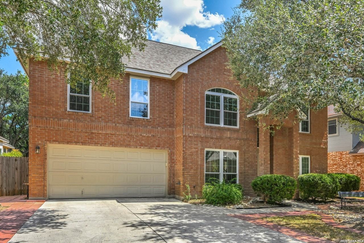 15010 Oak Briar - Photo 2 of 24