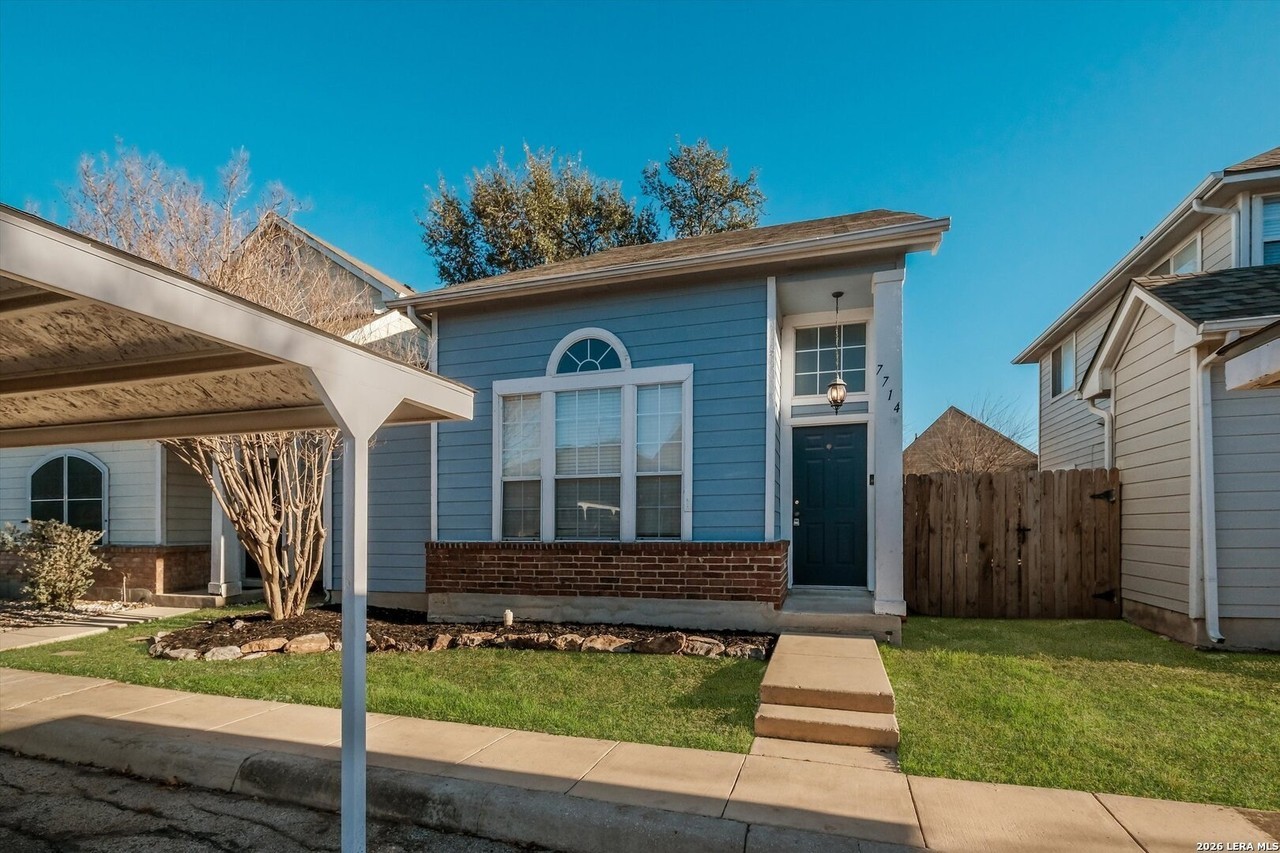 7714 Crown Ledge - Photo 3 of 27