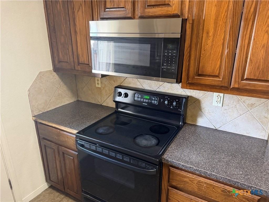611 Olaf Dr #A - Photo 4 of 10