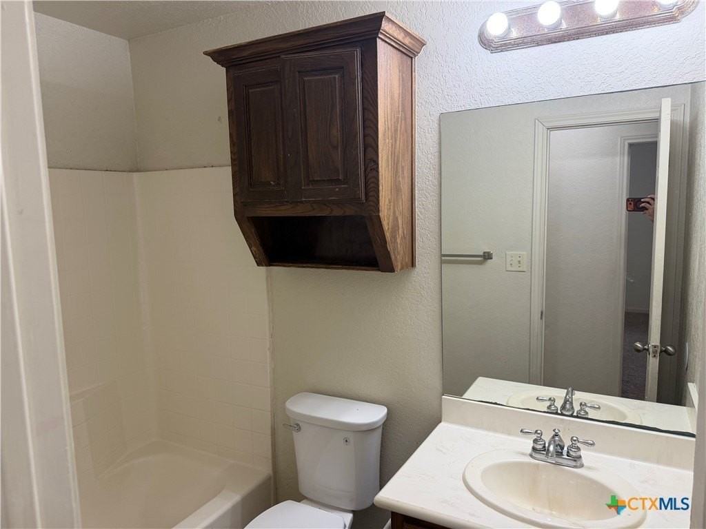 611 Olaf Dr #A - Photo 7 of 10
