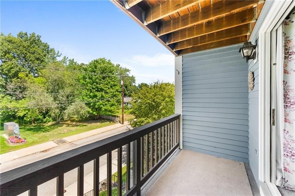 283 Privilege St #4 - Photo 5 of 20