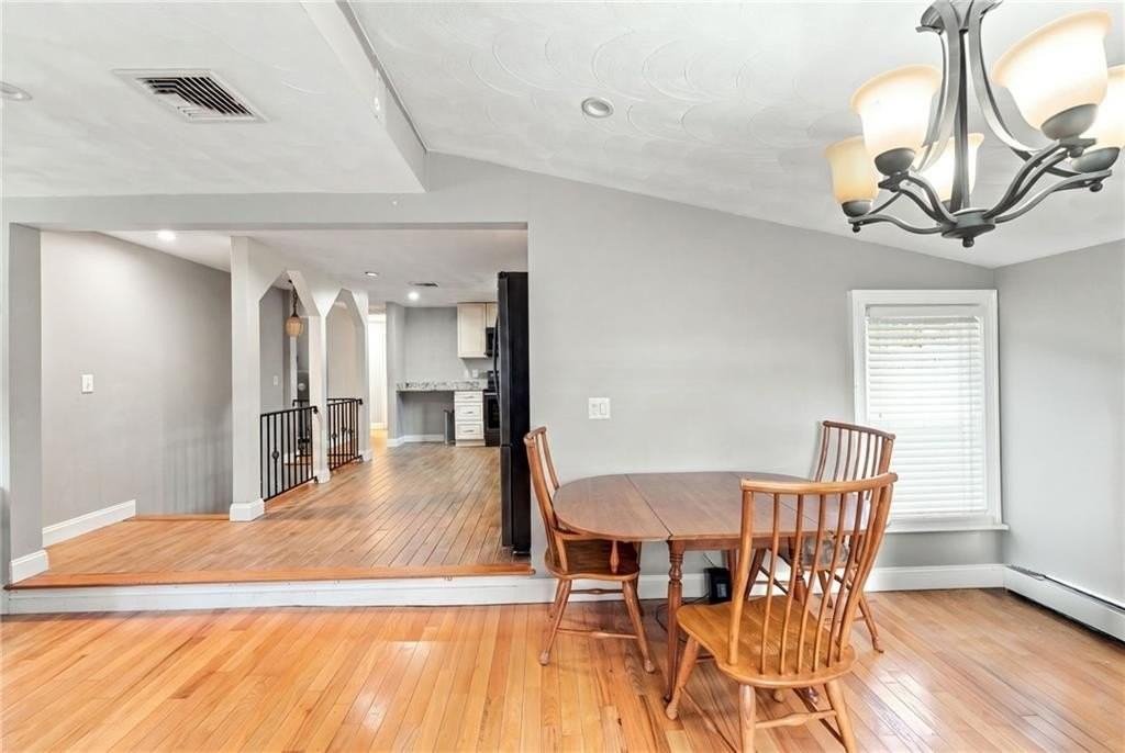 216 Hyde St - Photo 3 of 17