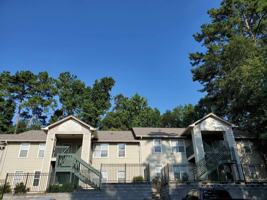 featured image of 1100 Greentree Ct #J