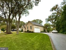 8328 Oakwood Rd - Photo 1 of 1