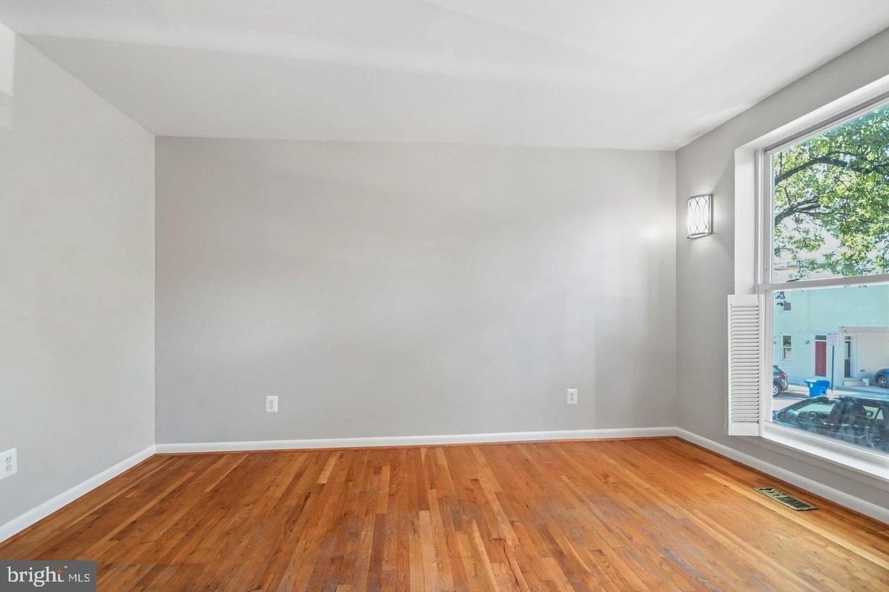 729 S Lakewood Ave - Photo 4 of 25