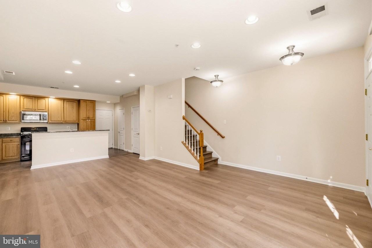 1824 Wheyfield Dr #3A - Photo 2 of 29