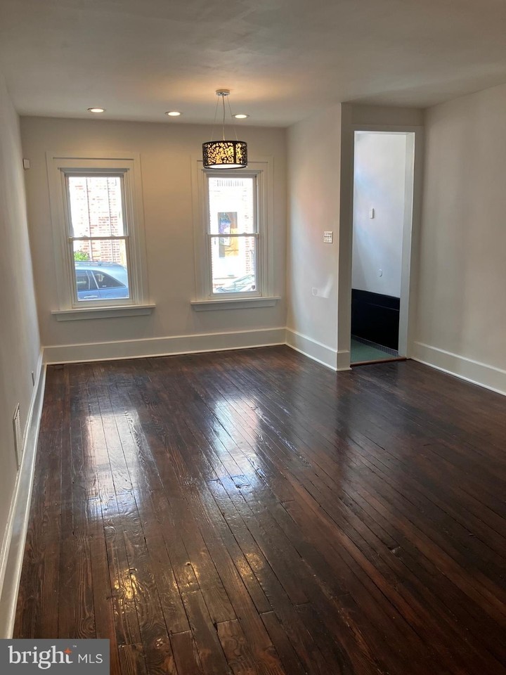 332 Mercy St - Photo 2 of 27