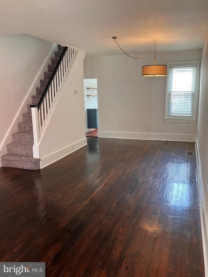332 Mercy St - Photo 4 of 27