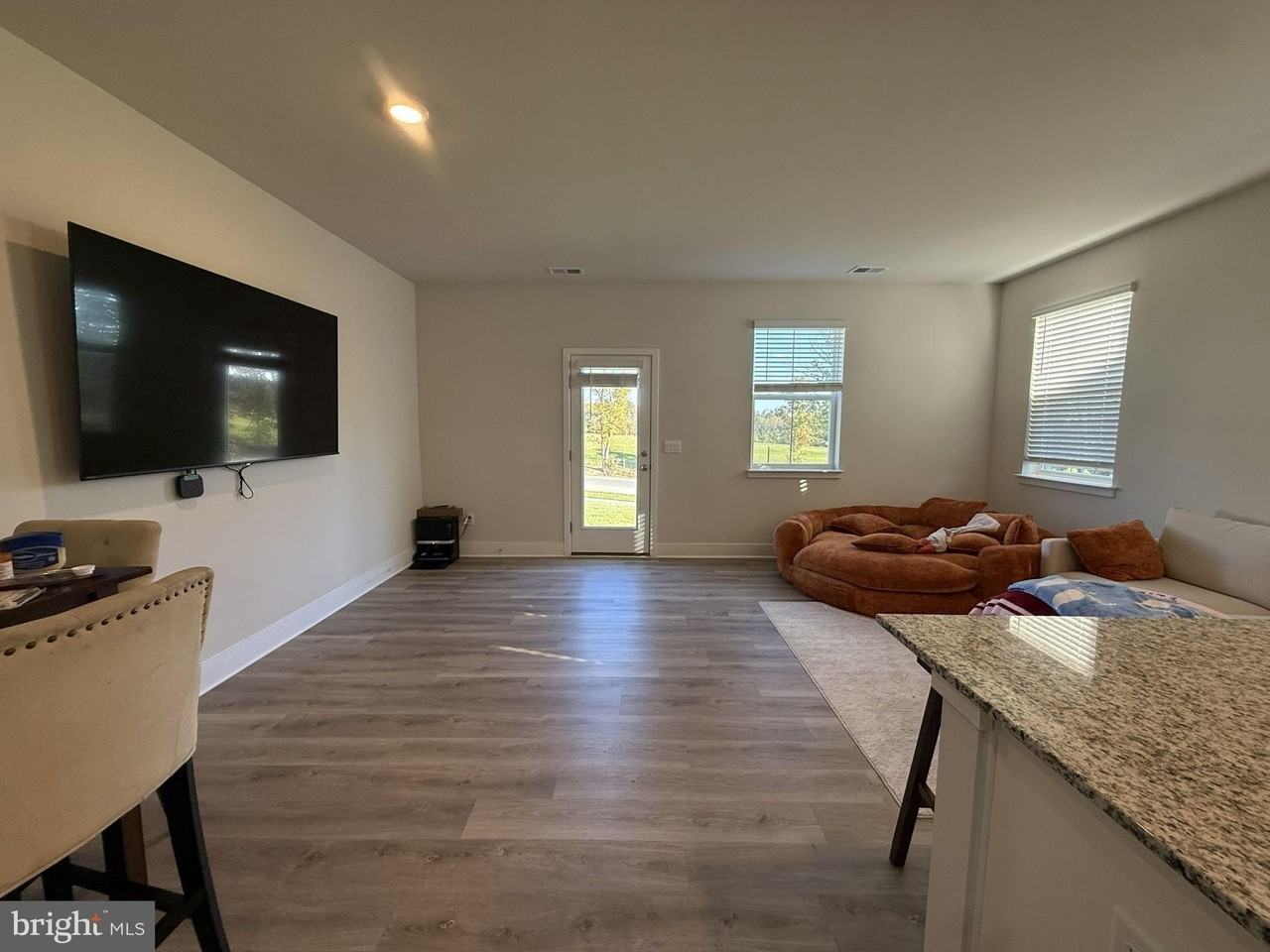 112 Pomo Ln - Photo 5 of 26