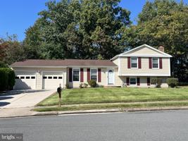 featured image of 8058 Winding Way Ct