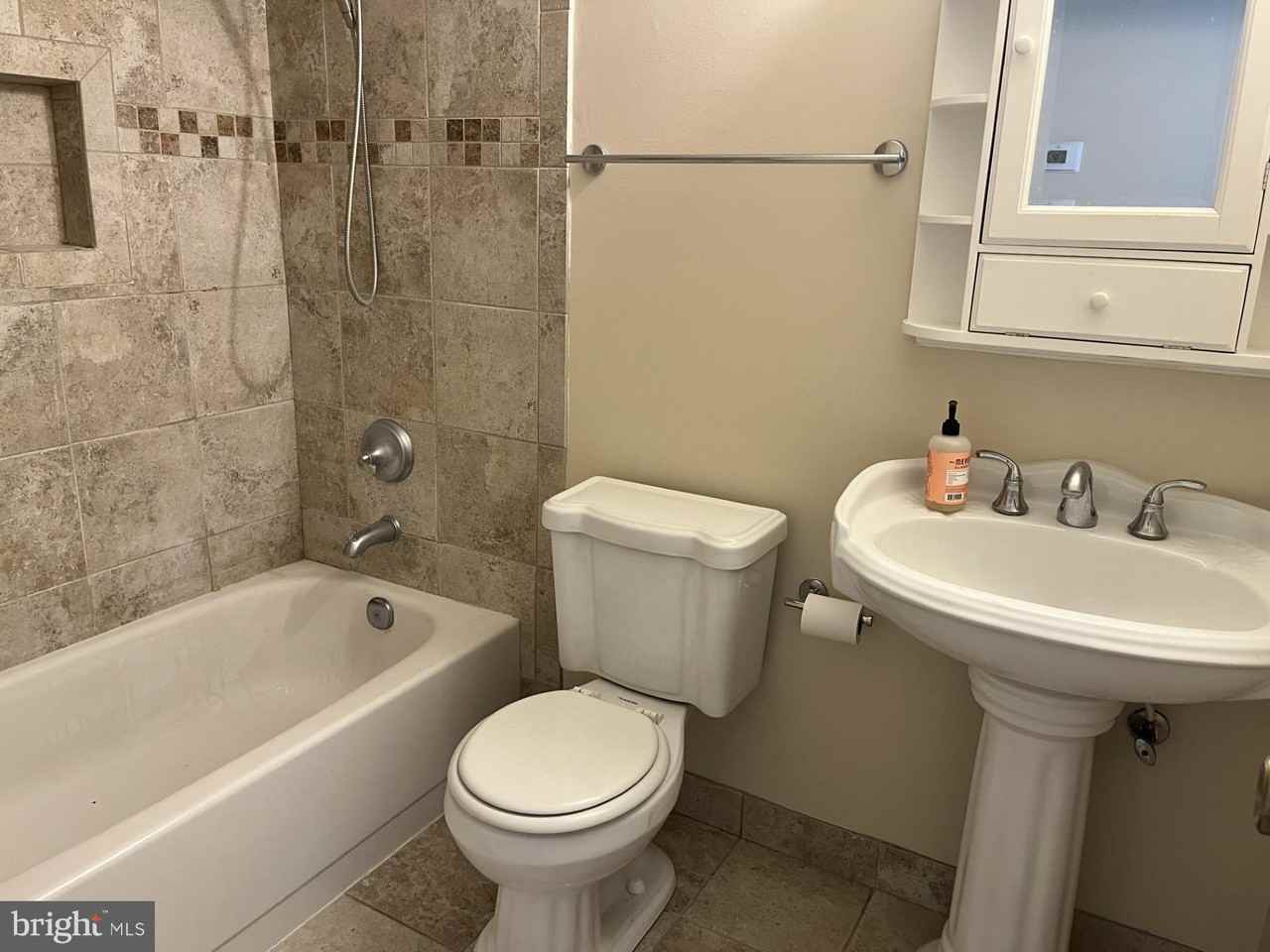 8058 Winding Way Ct - Photo 4 of 18