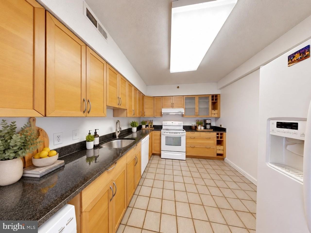 5505 Seminary Rd #2403N - Photo 3 of 21