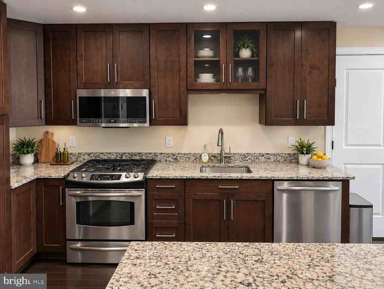 8220 Crestwood Heights Dr #1608 - Photo 7 of 35
