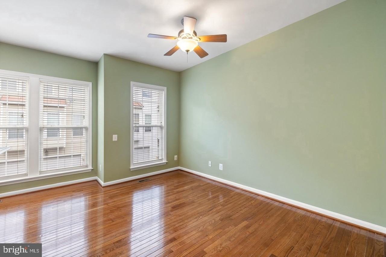 5106 Village Fountain Pl - Photo 7 of 26