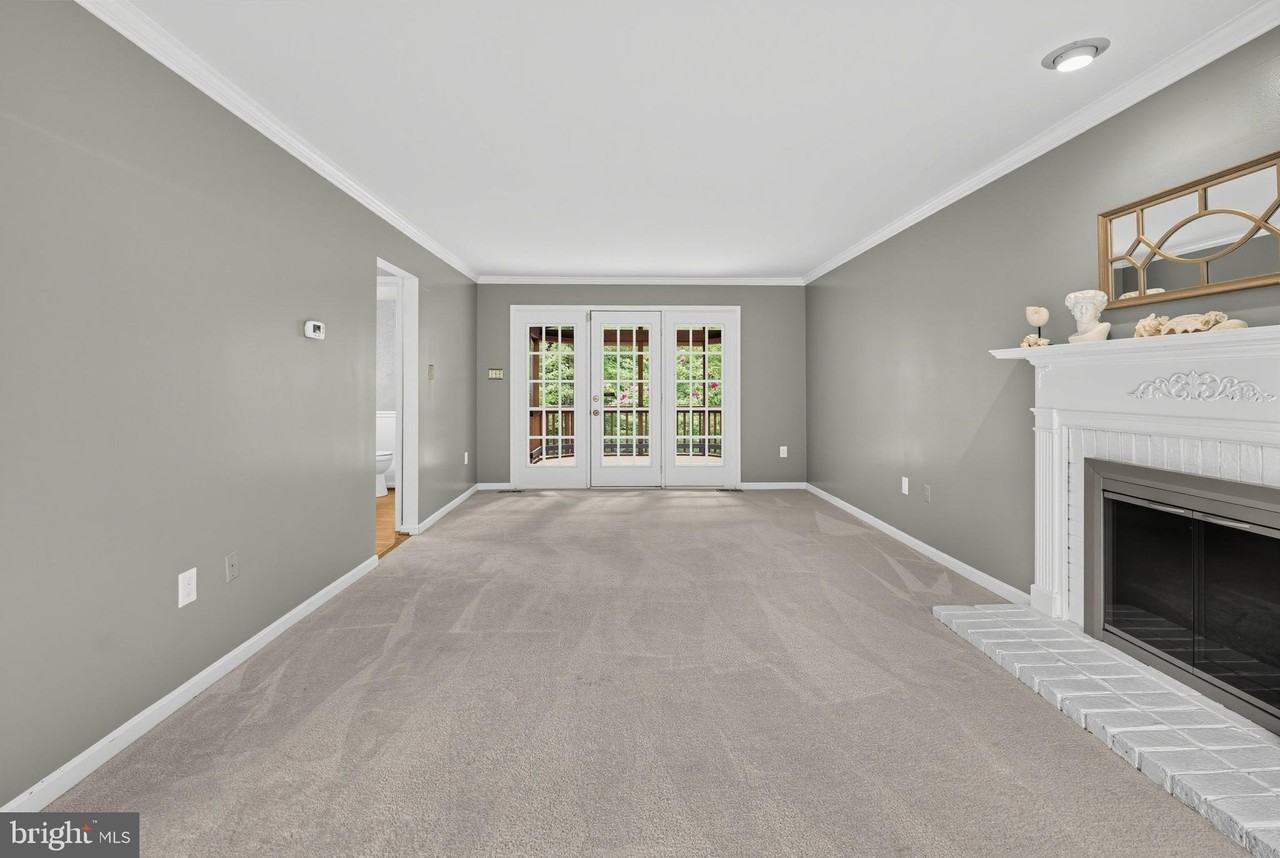 3117 Woods Cove Ln - Photo 7 of 45