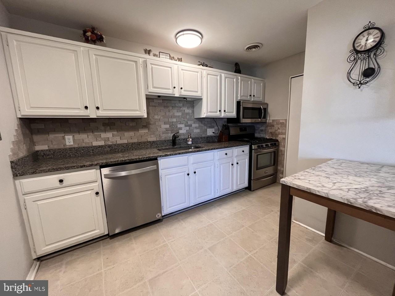 12705 Gordon Blvd #41 - Photo 6 of 23