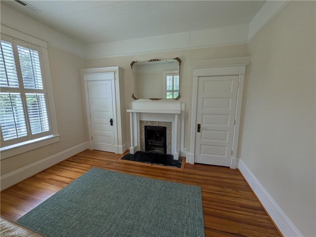 222 Burkewood Dr - Photo 6 of 25