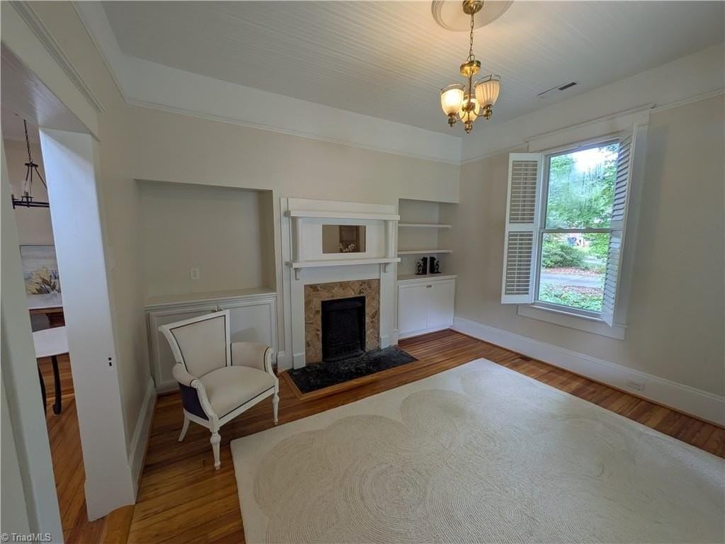 222 Burkewood Dr - Photo 7 of 25