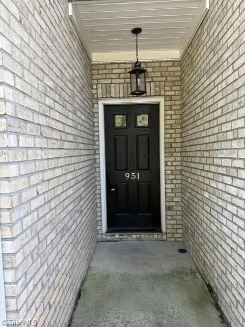 951 Tuscan Row - Photo 2 of 16
