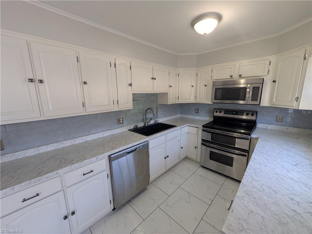 2707 Reynolda Rd #C3 - Photo 4 of 17