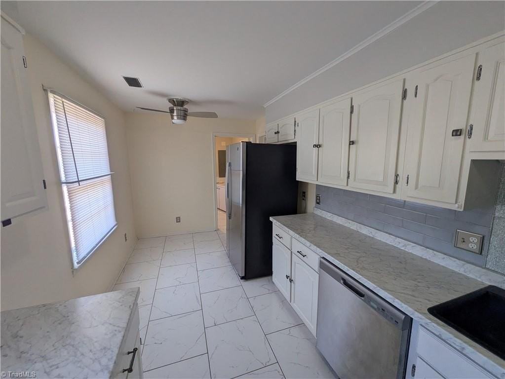 2707 Reynolda Rd #C3 - Photo 5 of 17
