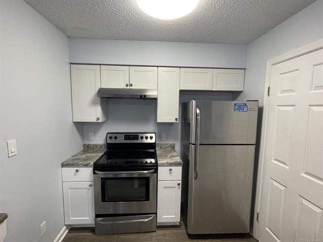 413 Lees Mill Dr - Photo 6 of 30