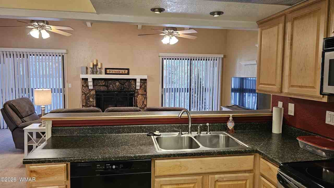 2734 Snow Slope Way - Photo 4 of 30