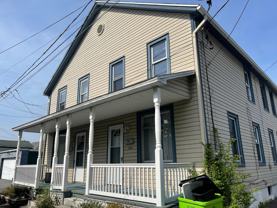 114 Carpenter St - Photo 1 of 1