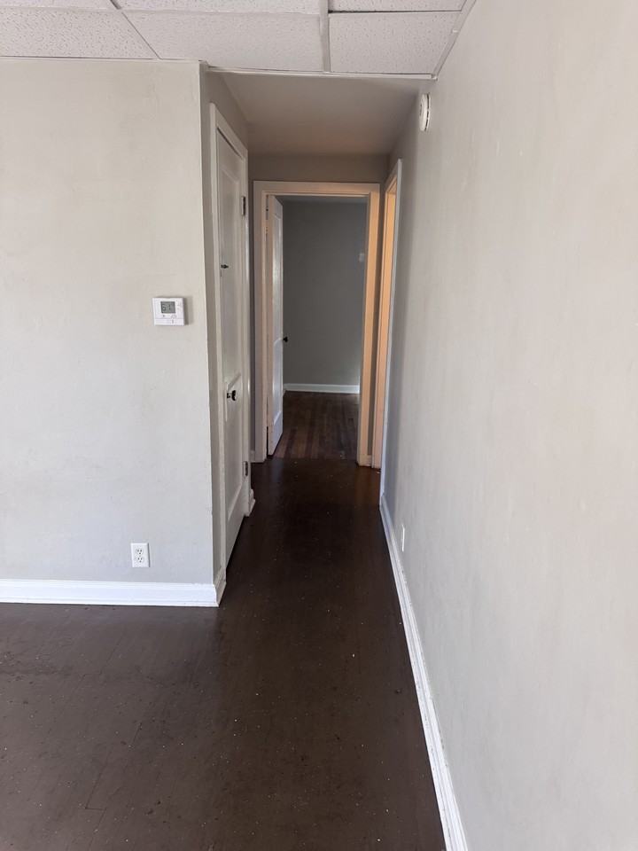 482 Oak St #482 - Photo 5 of 9