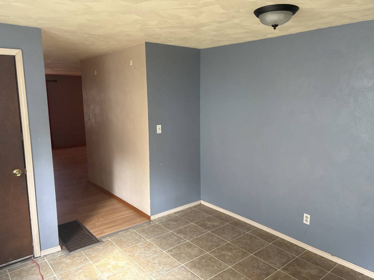 515 W Williams St #1 - Photo 3 of 10
