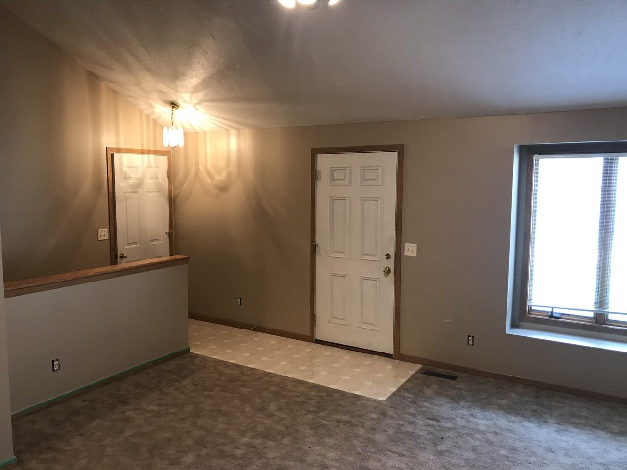 2136 E Dodge St - Photo 2 of 9