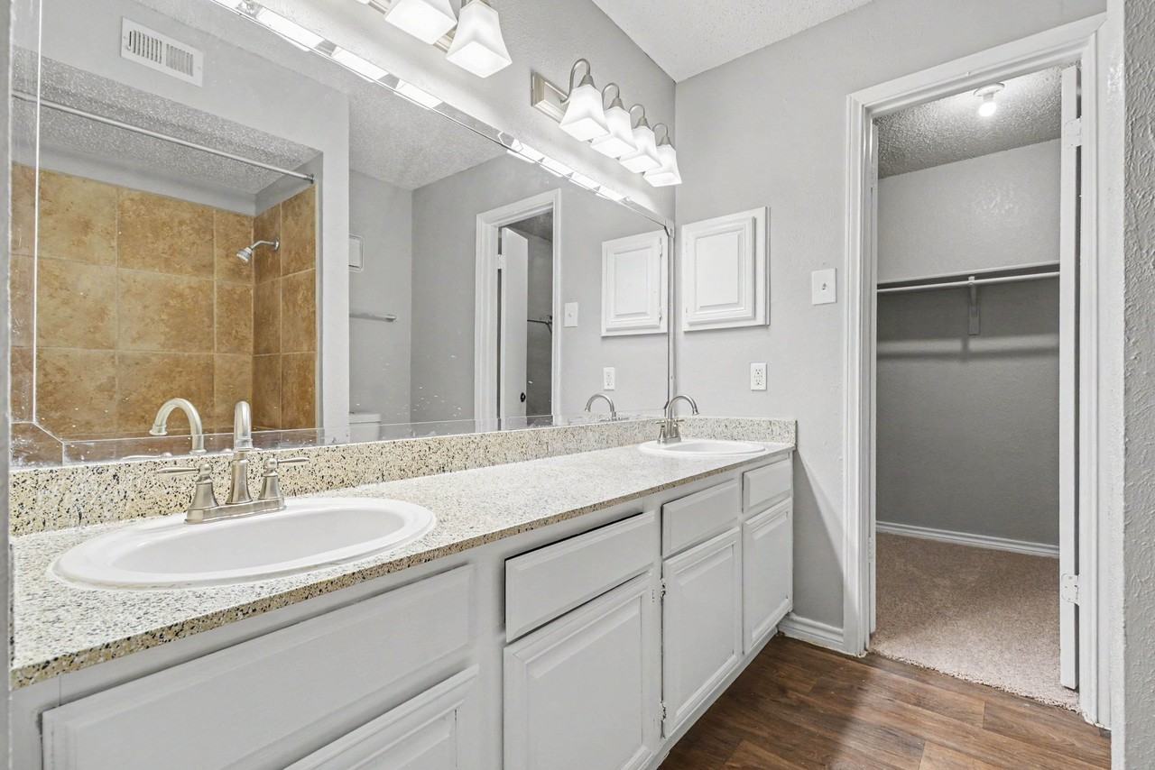 3647 W Northgate Dr #256 - Photo 6 of 21