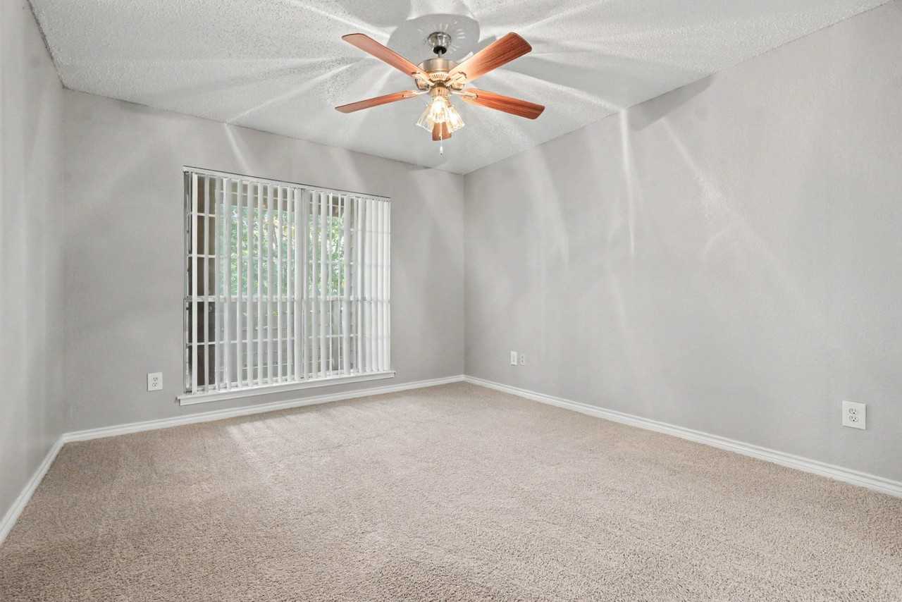 3647 W Northgate Dr #256 - Photo 7 of 21