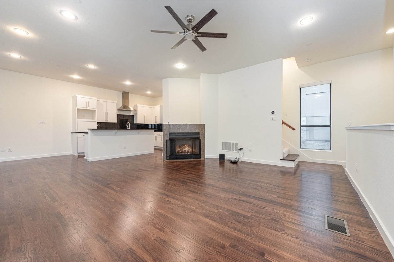 4106 Holland Ave - Photo 6 of 22