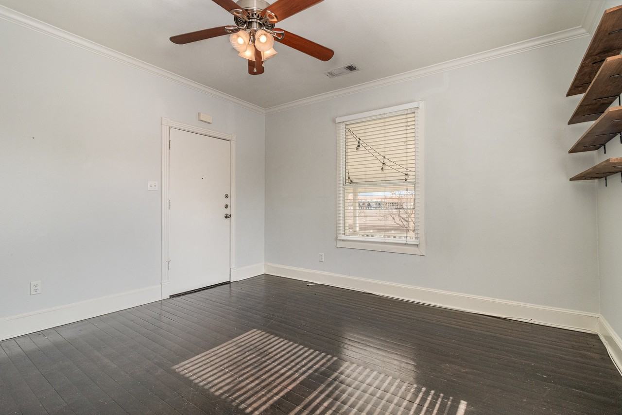 4507 Worth St #A - Photo 2 of 14