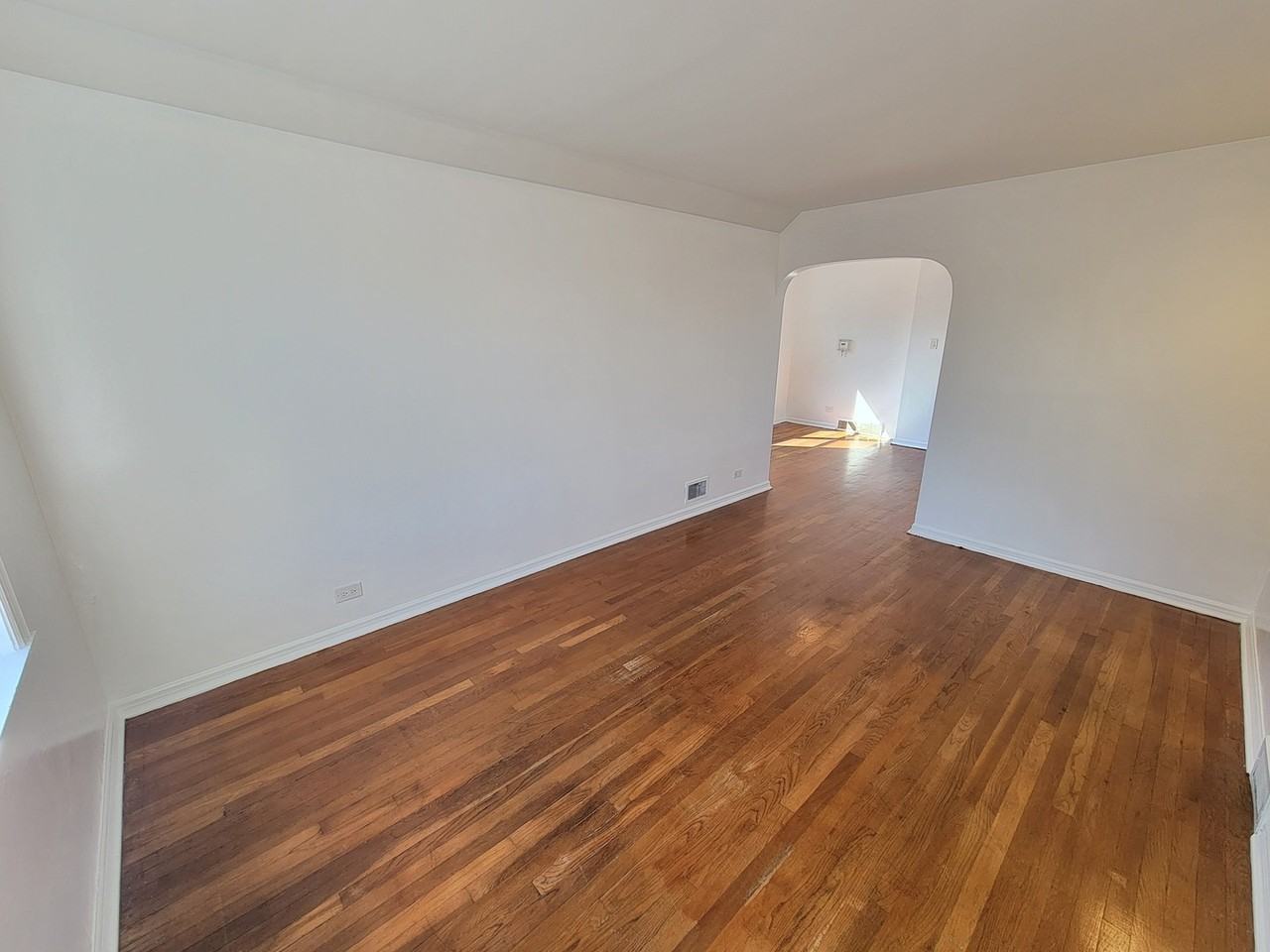 4048 N Marmora Ave ##2 - Photo 5 of 25