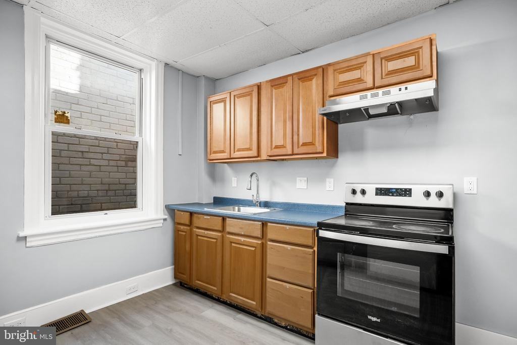 45 S Broad St - Photo 5 of 22