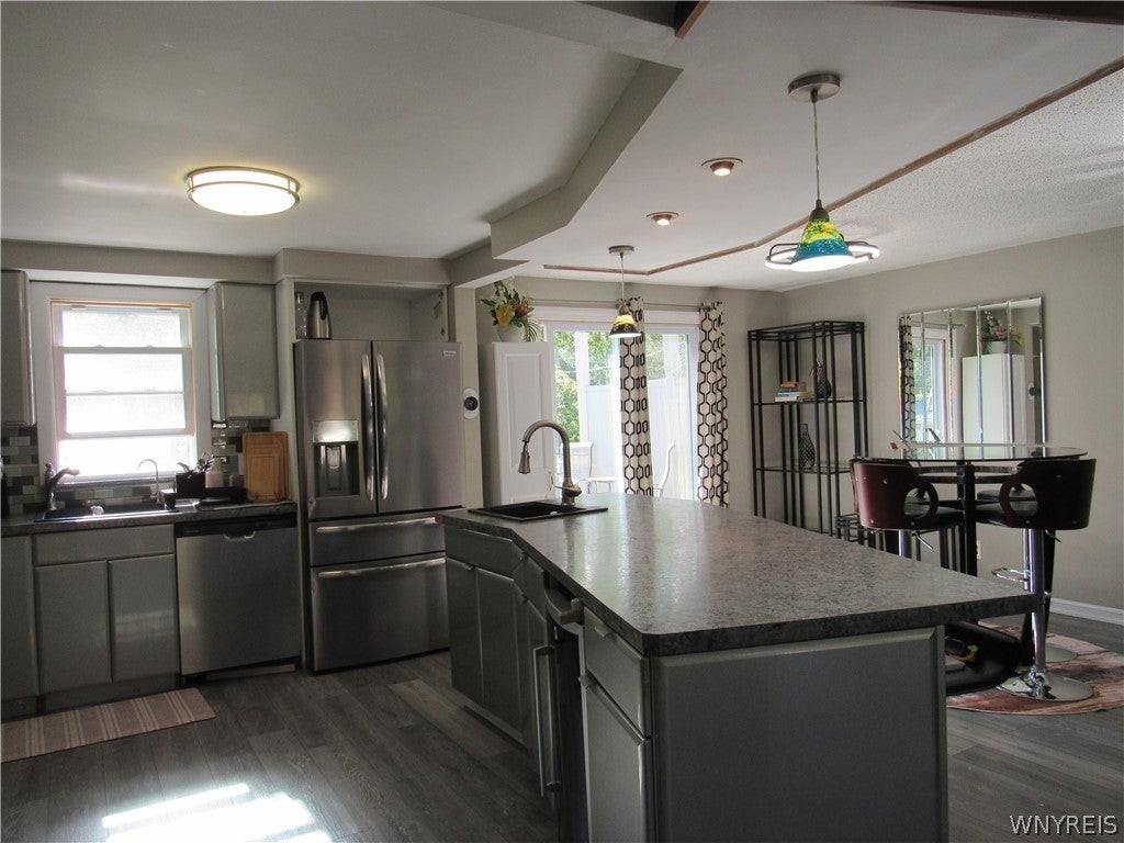5265 Powers Rd - Photo 4 of 26