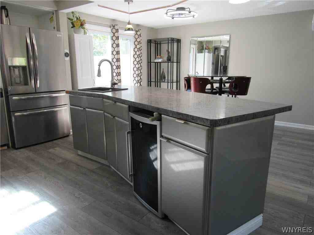 5265 Powers Rd - Photo 6 of 26