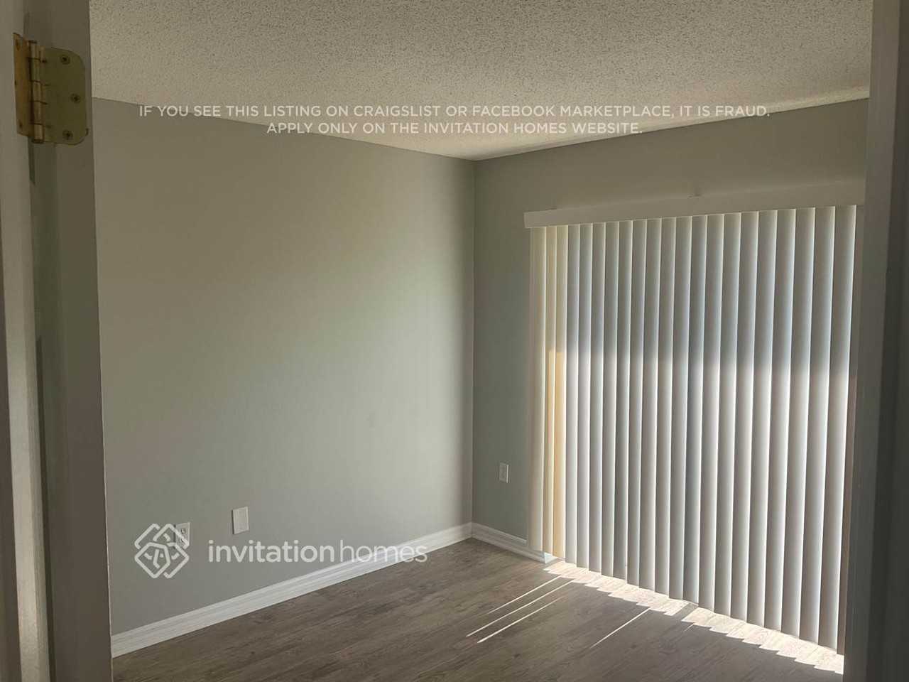 2404 Cedarfield Ln - Photo 6 of 9