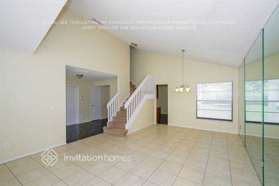 5805 Grand Canyon Dr - Photo 5 of 21
