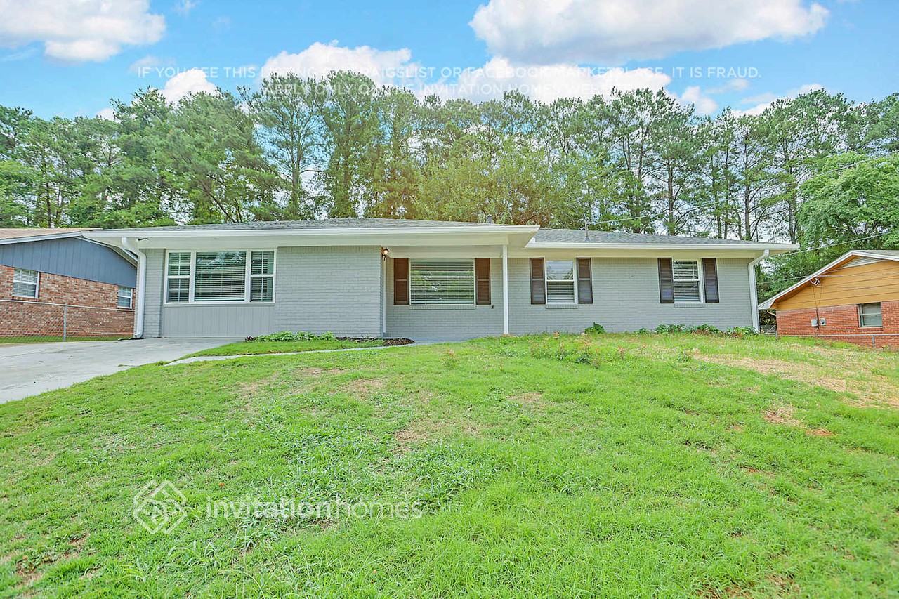 2374 Deer Pass Way - Photo 2 of 24